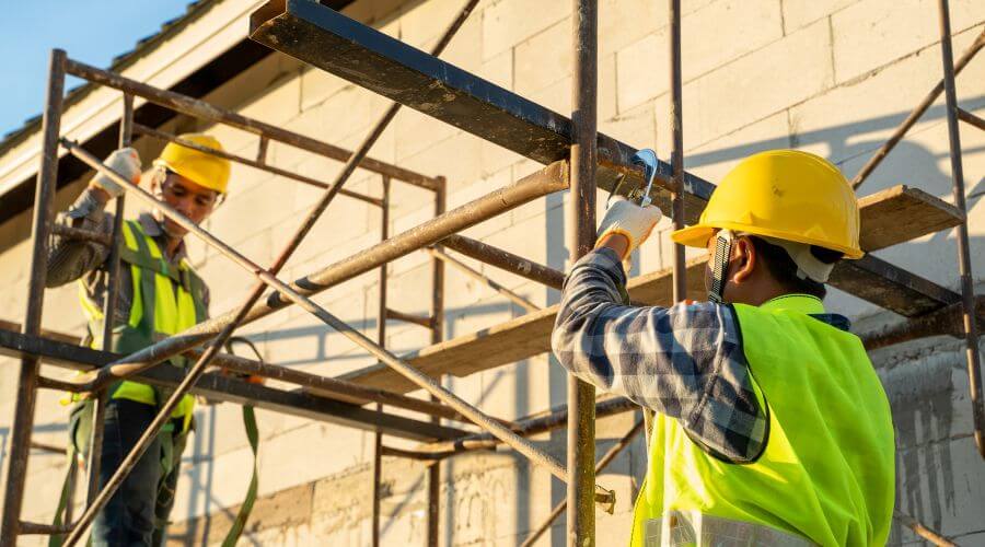 Expert Emergency Roof Repairs services in Ferndale, MI
